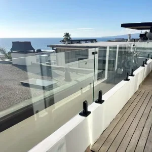 Outdoor Glass Fence Modern Design Frameless Glass Railing Spigot with Square Profile