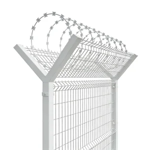 Outdoor Protection Coated Mesh Carbon Residential Green Driveway Security Prison Airport Safety Fence