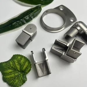 Outdoor Stainless Steel Glass Railing Fixing Kit U-channel Clamp L Connector Shield Bracket Corridor Glazing Accessory Package