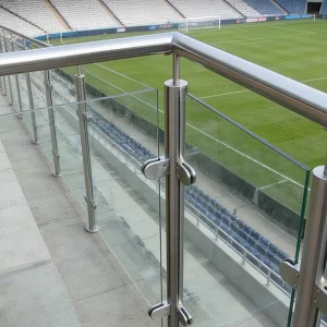 Outdoor Stainless Steel and Glass Modern Balcony & Villa Staircase Hand Railing Rust Resistant Design