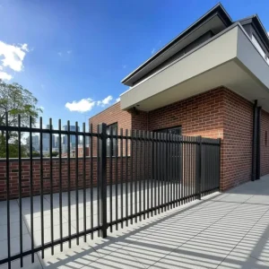 Outdoor Wrought Iron and Stainless Steel Fence Parts for Balcony, Garden, and Farm Security