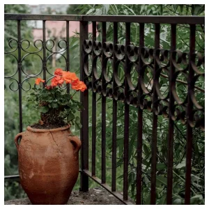 Powder Coated Wrought Iron Guardrail Decorative Metal Railing for Interior and Exterior Applications