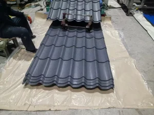Pre-Painted Transparent Insulated Industrial Galvanized Steel Roofing Sheets for Warehouse Park Use Modern Aluminum Chromedek