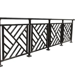 Quality Assurance Durable Corrosion-resistant Wrought Glass Metal Iron Decking Aluminum Railings