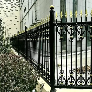 Reliable Steel Security Fencing Strong Metal Fence Customized Outdoor Metal Fences