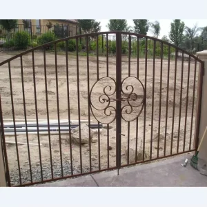 Retractable Wrought Iron Gate for Apartment, Hotel, Hall, Mall, Hospital