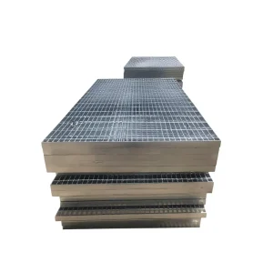 Stainless Steel Grating for Zoo Aquarium Visitor Walkway and Animal Enclosure Drain With Hygienic Smooth Finish