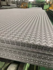 Stainless Steel Welded Plates Grades 201 304 316 Non Alloy Coated Surface Durable Anti Corrosion for Floor Applications