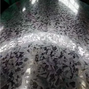 Tight Tolerance Z80 Big Spangle Galvanized Steel Coil 600 1500mm Width Custom GI Coil Concrete Reinforcement Roofing