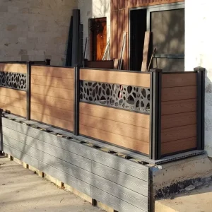 Yard Balcony Wood Print Fencing Slats Panels UV Resistant Waterproof WPC Wall with Post for Exterior Garden