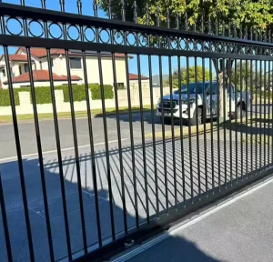 Zinc-Steel Garden Fence Panels with Black Galvanized Tubing