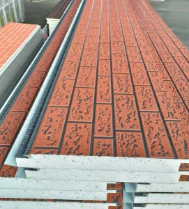 Sound and Thermal Insulation Polyurethane Sandwich Panel, Wood-Look Decorative Metal Wall Panel, Outdoor Composite Exterior Cladding Panel